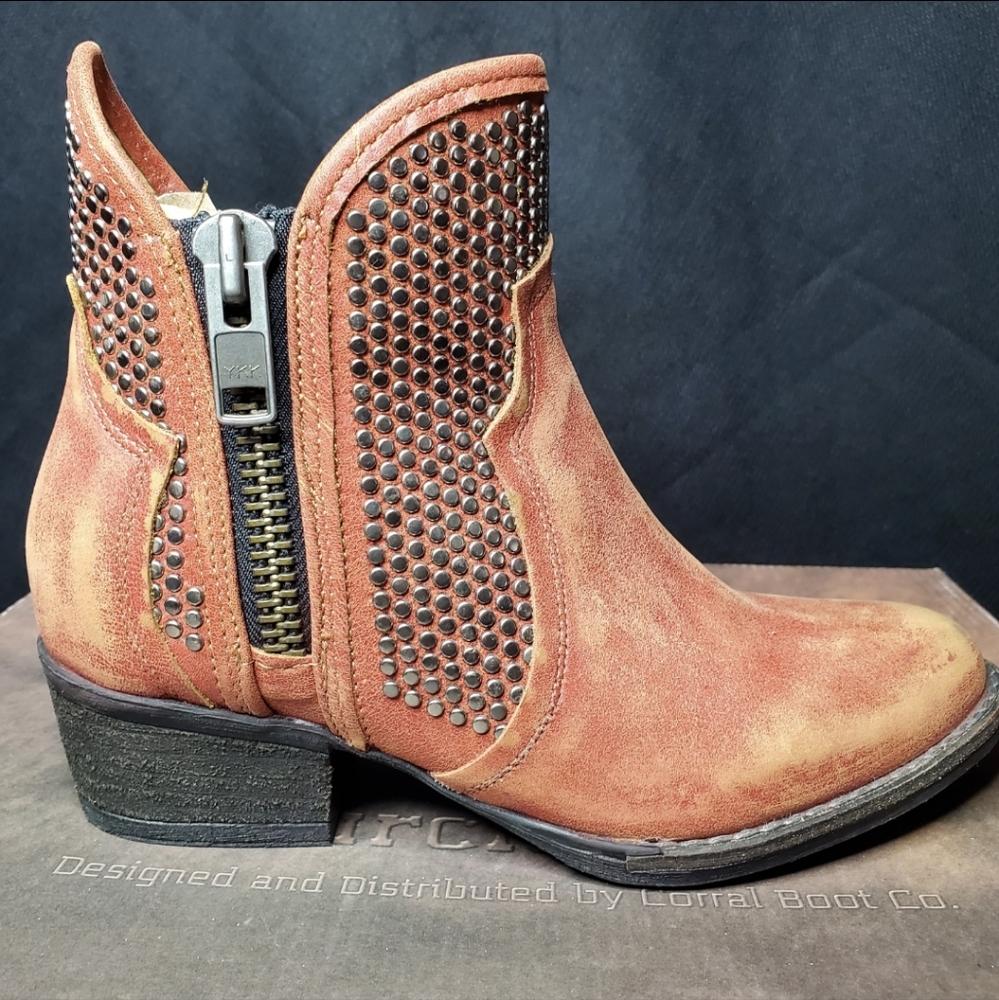 Circle G Corral Womens Studded Booties Ankle Boots Ladies 6.5M Orange Q0125 NEW
